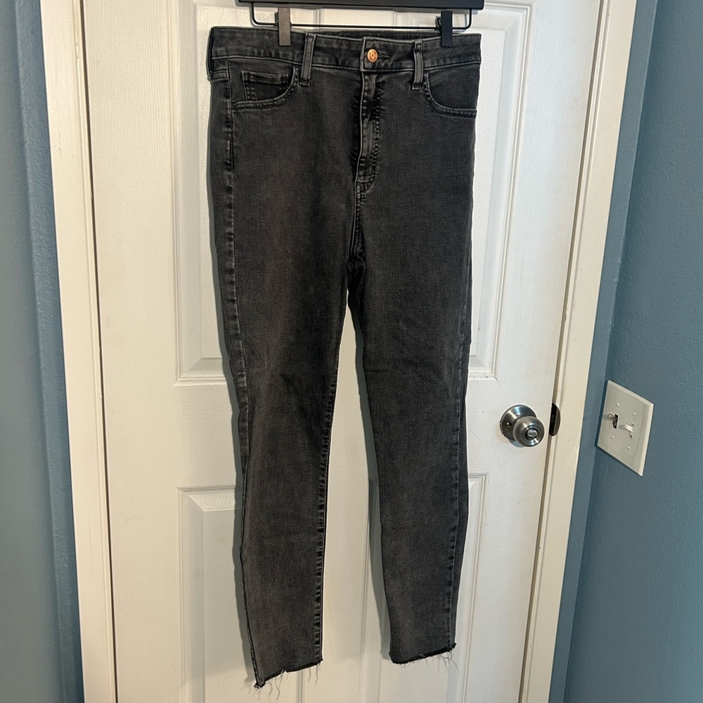 GAP Women's Charcoal Ankle Jeans